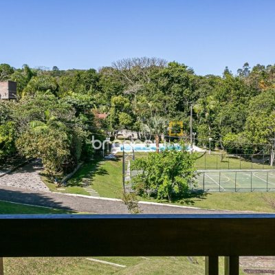 Casa de Condomínio com 563m², 3 quartos (sendo 3 suítes), 4 garagens, no bairro Cacupe em Florianópolis