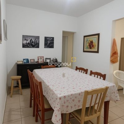Apartamento com 75m², 2 quartos (sendo 1 suíte), 1 garagem, no bairro Ingleses em Florianópolis