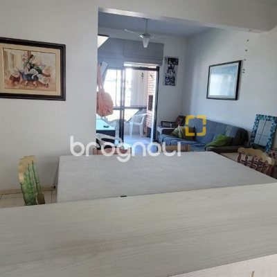 Apartamento com 75m², 2 quartos (sendo 1 suíte), 1 garagem, no bairro Ingleses em Florianópolis