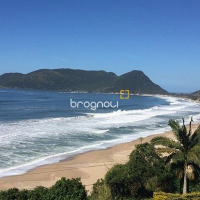 Casa com 184m², 3 quartos (sendo 1 suíte), 1 garagem, no bairro Campeche em Florianópolis