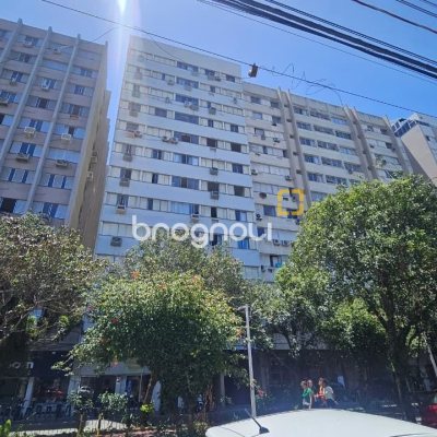 Apartamento com 92m², 3 quartos, 1 garagem, no bairro Centro em Florianópolis