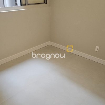 Apartamento com 92m², 3 quartos, 1 garagem, no bairro Centro em Florianópolis