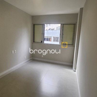 Apartamento com 92m², 3 quartos, 1 garagem, no bairro Centro em Florianópolis