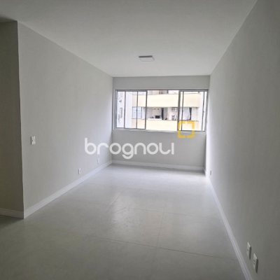 Apartamento com 92m², 3 quartos, 1 garagem, no bairro Centro em Florianópolis