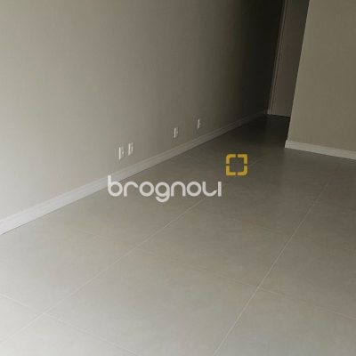 Apartamento com 92m², 3 quartos, 1 garagem, no bairro Centro em Florianópolis
