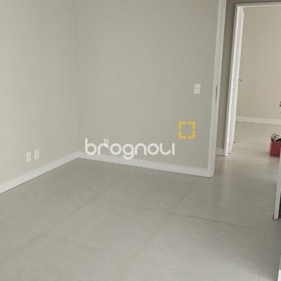 Apartamento com 92m², 3 quartos, 1 garagem, no bairro Centro em Florianópolis
