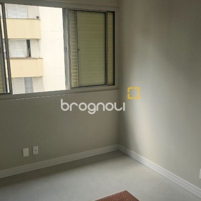 Apartamento com 92m², 3 quartos, 1 garagem, no bairro Centro em Florianópolis