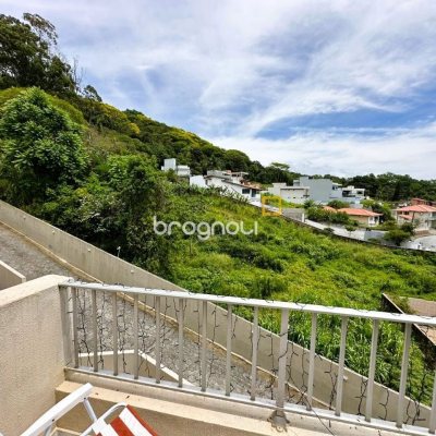 Apartamento com 80m², 3 quartos, 1 garagem, no bairro Ponta de Baixo em São José
