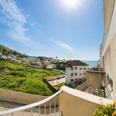 Apartamento com 80m², 3 quartos, 1 garagem, no bairro Ponta de Baixo em São José