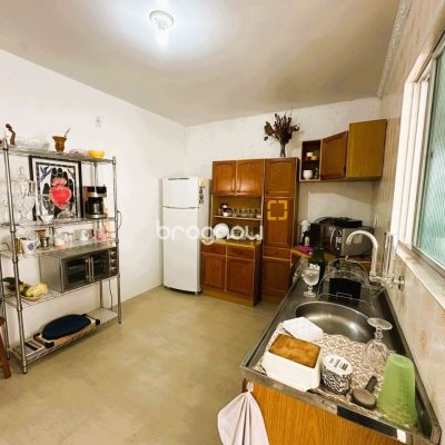 Apartamento com 80m², 3 quartos, 1 garagem, no bairro Ponta de Baixo em São José