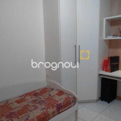 Apartamento com 64m², 2 quartos, 1 garagem, no bairro Centro em Florianópolis