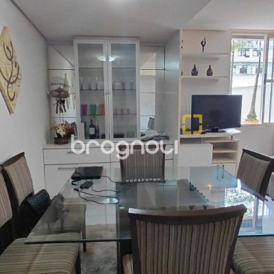 Apartamento com 64m², 2 quartos, 1 garagem, no bairro Centro em Florianópolis