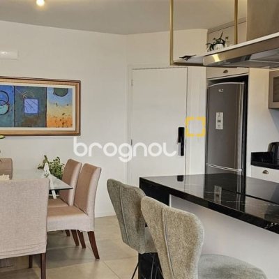 Apartamento com 75m², 3 quartos (sendo 1 suíte), 1 garagem, no bairro Areias em São José