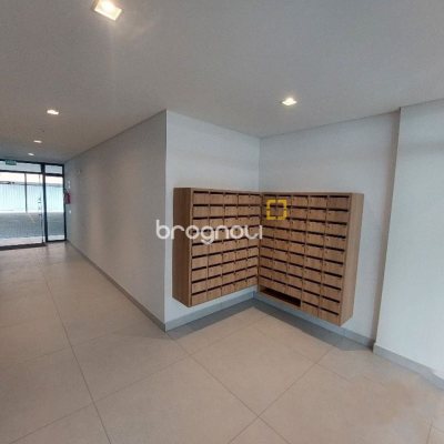 Apartamento com 75m², 3 quartos (sendo 1 suíte), 1 garagem, no bairro Areias em São José