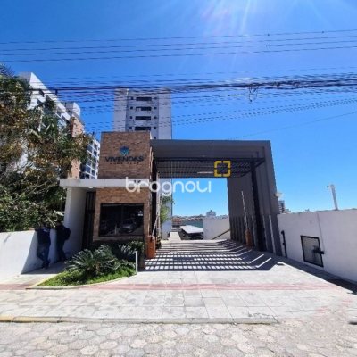 Apartamento com 75m², 3 quartos (sendo 1 suíte), 1 garagem, no bairro Areias em São José
