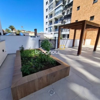 Apartamento com 75m², 3 quartos (sendo 1 suíte), 1 garagem, no bairro Areias em São José