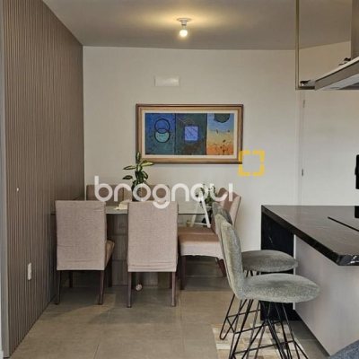 Apartamento com 75m², 3 quartos (sendo 1 suíte), 1 garagem, no bairro Areias em São José