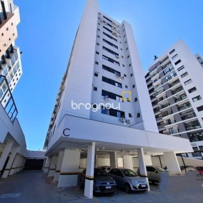 Apartamento com 75m², 3 quartos (sendo 1 suíte), 1 garagem, no bairro Areias em São José