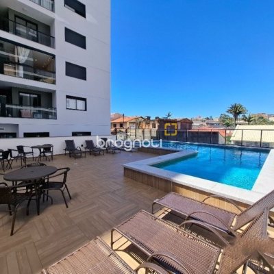 Apartamento com 75m², 3 quartos (sendo 1 suíte), 1 garagem, no bairro Areias em São José