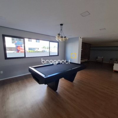 Apartamento com 75m², 3 quartos (sendo 1 suíte), 1 garagem, no bairro Areias em São José