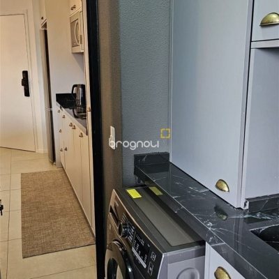 Apartamento com 75m², 3 quartos (sendo 1 suíte), 1 garagem, no bairro Areias em São José