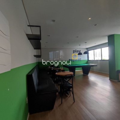 Apartamento com 75m², 3 quartos (sendo 1 suíte), 1 garagem, no bairro Areias em São José