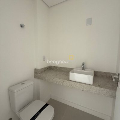 Loft com 76m², 1 quarto (sendo 1 suíte), 1 garagem, no bairro Santo Antônio de Lisboa em Florianópolis