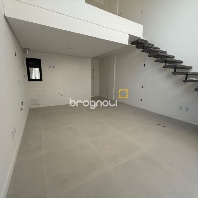 Loft com 76m², 1 quarto (sendo 1 suíte), 1 garagem, no bairro Santo Antônio de Lisboa em Florianópolis