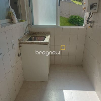 Apartamento com 109m², 3 quartos (sendo 1 suíte), 1 garagem, no bairro Córrego Grande em Florianópolis