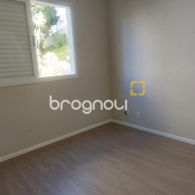 Apartamento com 109m², 3 quartos (sendo 1 suíte), 1 garagem, no bairro Córrego Grande em Florianópolis