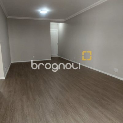 Apartamento com 109m², 3 quartos (sendo 1 suíte), 1 garagem, no bairro Córrego Grande em Florianópolis