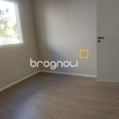 Apartamento com 109m², 3 quartos (sendo 1 suíte), 1 garagem, no bairro Córrego Grande em Florianópolis