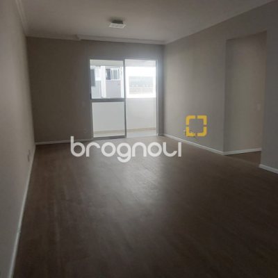 Apartamento com 109m², 3 quartos (sendo 1 suíte), 1 garagem, no bairro Córrego Grande em Florianópolis