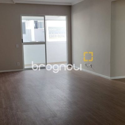 Apartamento com 109m², 3 quartos (sendo 1 suíte), 1 garagem, no bairro Córrego Grande em Florianópolis