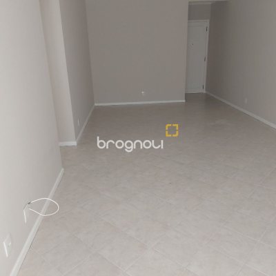 Apartamento com 109m², 3 quartos (sendo 1 suíte), 1 garagem, no bairro Córrego Grande em Florianópolis