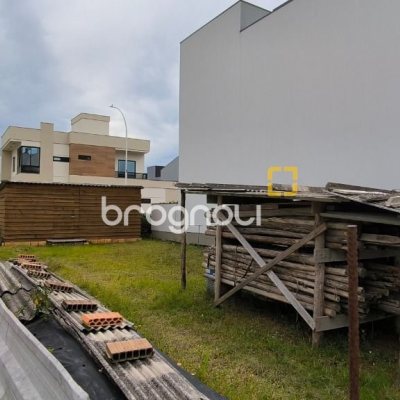 Terreno com 195m², no bairro Beira Rio em Biguaçu