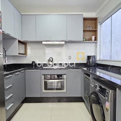 Apartamento com 75m², 2 quartos (sendo 2 suítes), 1 garagem, no bairro Ingleses em Florianópolis