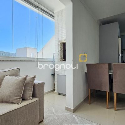 Apartamento com 75m², 2 quartos (sendo 2 suítes), 1 garagem, no bairro Ingleses em Florianópolis