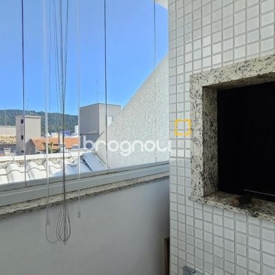 Apartamento com 75m², 2 quartos (sendo 2 suítes), 1 garagem, no bairro Ingleses em Florianópolis