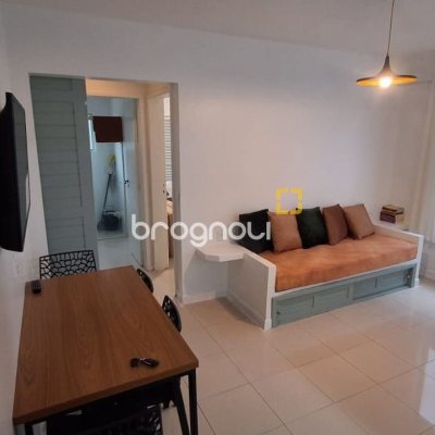 Apartamento com 42m², 1 quarto, no bairro Canasvieiras em Florianópolis