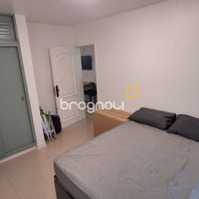 Apartamento com 42m², 1 quarto, no bairro Canasvieiras em Florianópolis