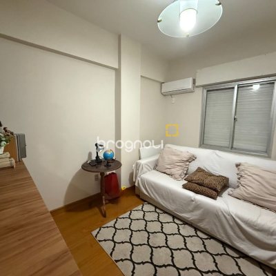 Apartamento com 106m², 3 quartos (sendo 1 suíte), 1 garagem, no bairro Centro em Florianópolis