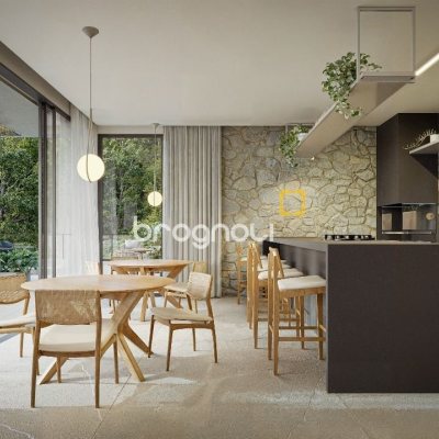 Casa de Condomínio com 316m², 3 quartos (sendo 3 suítes), 4 garagens, no bairro Lagoa da Conceição em Florianópolis