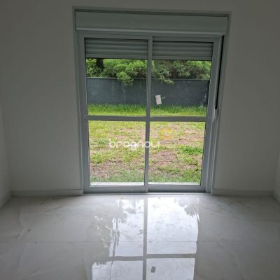 Casa com 93m², 3 quartos (sendo 1 suíte), 1 garagem, no bairro Rio Vermelho em Florianópolis