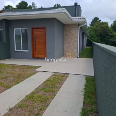 Casa com 93m², 3 quartos (sendo 1 suíte), 1 garagem, no bairro Rio Vermelho em Florianópolis