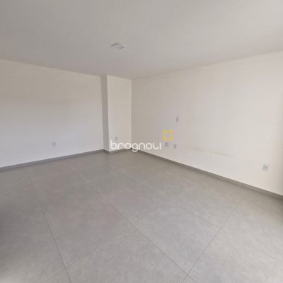 Apartamento com 86m², 2 quartos (sendo 1 suíte), 1 garagem, no bairro Ingleses em Florianópolis