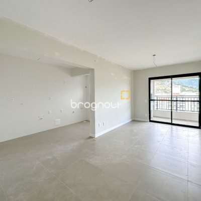 Apartamento com 74m², 2 quartos (sendo 1 suíte), 1 garagem, no bairro Saco Grande em Florianópolis