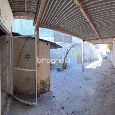 Casa com 98m², 2 quartos, 2 garagens, no bairro Centro em Florianópolis
