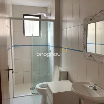 Apartamento com 72m², 2 quartos (sendo 1 suíte), 2 garagens, no bairro Itacorubi em Florianópolis