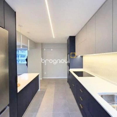 Apartamento com 129m², 4 quartos (sendo 1 suíte), 1 garagem, no bairro Centro em Florianópolis